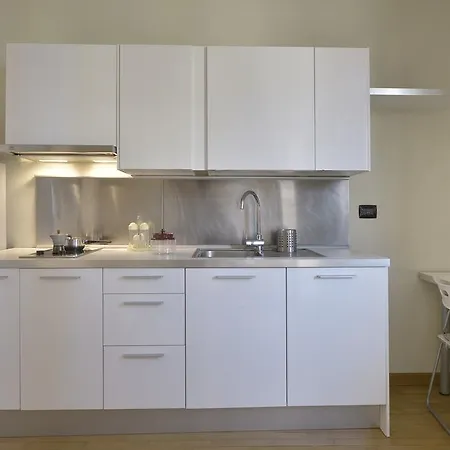 Apartment Centrale Halldis Milan