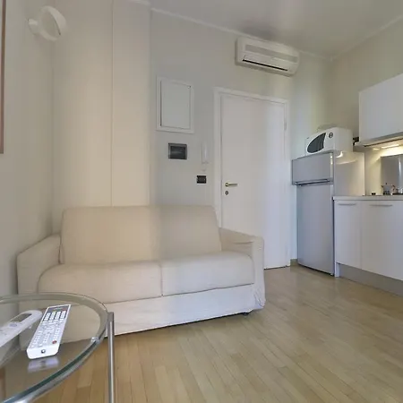 Centrale Halldis Apartment *